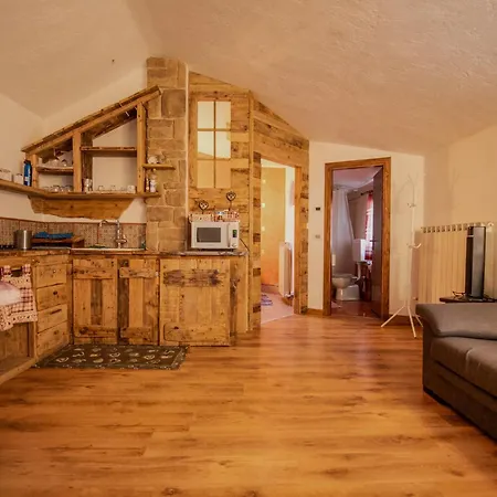 Paradise La Tana Apartment