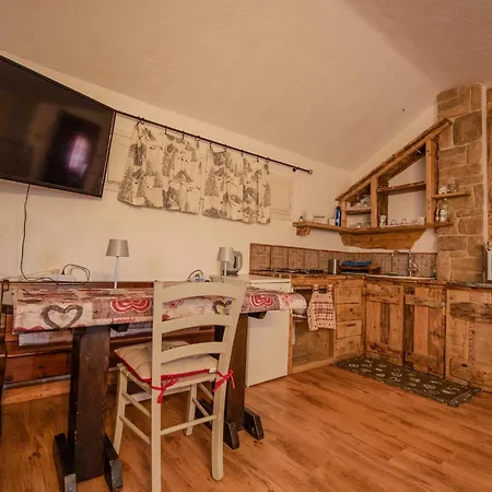 Apartment Paradise La Tana Serina (Lombardy)