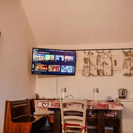 Paradise La Tana Apartment *