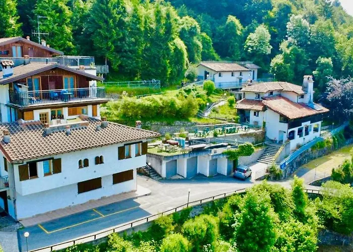 Paradise La Tana * Serina (Lombardy)